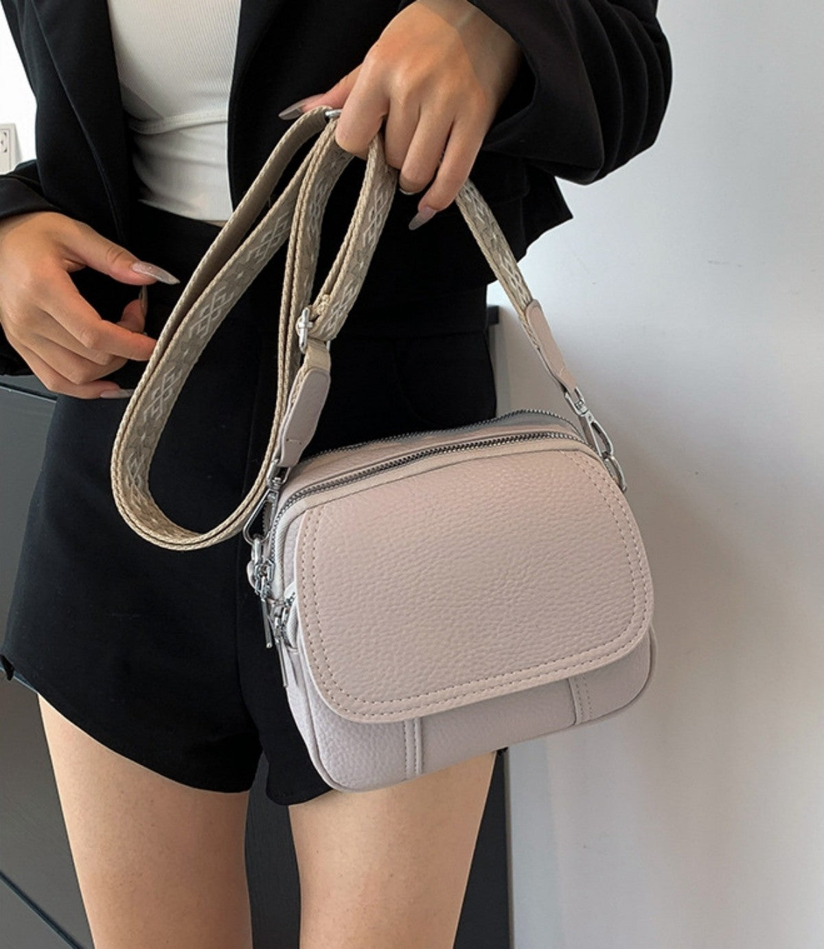 Pu leather crossbody shoulder bag purse for women teens daily outings