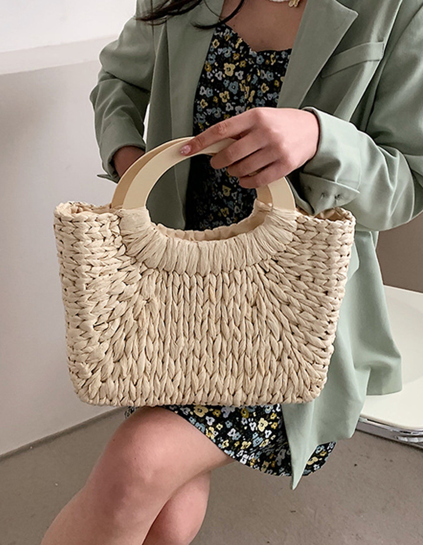 Handmade straw knitted summer beach square tote handbag